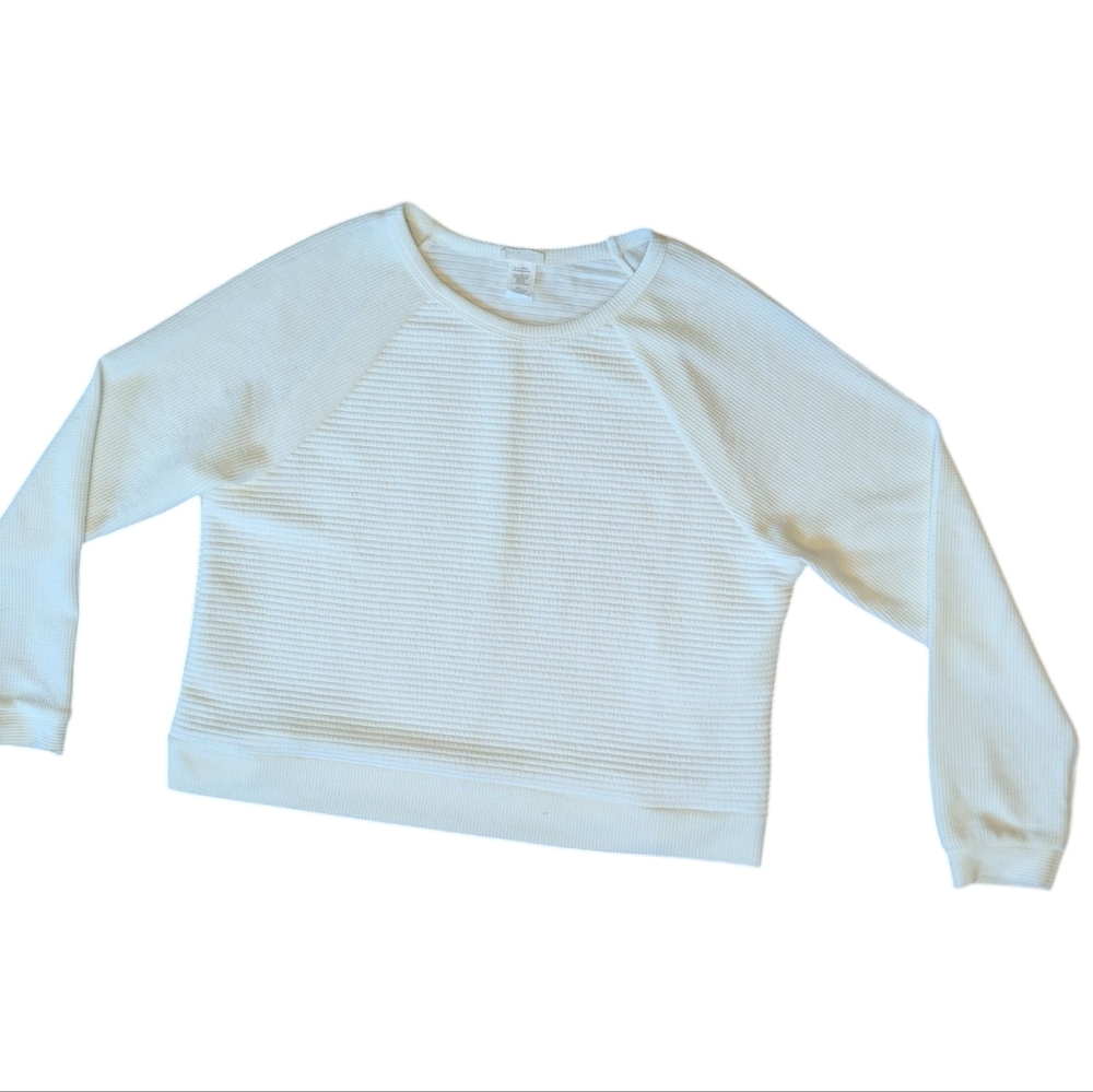 One Clothing White Crew Neck Sweater Womens‎ 2x